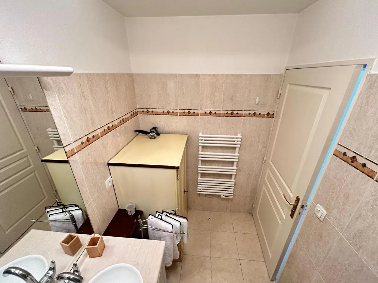 Vue Mer 02 Chambres 45M Et Parking Nice France